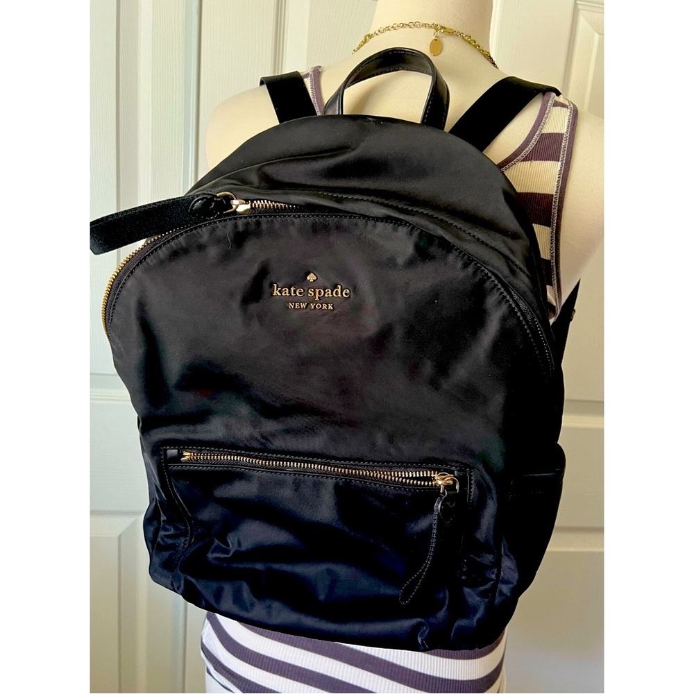 KATE♠️SPADE “Chelsea Medium Backpack” w/ •FREE• KATE♠️SPADE Yellow Bangle!! 💛